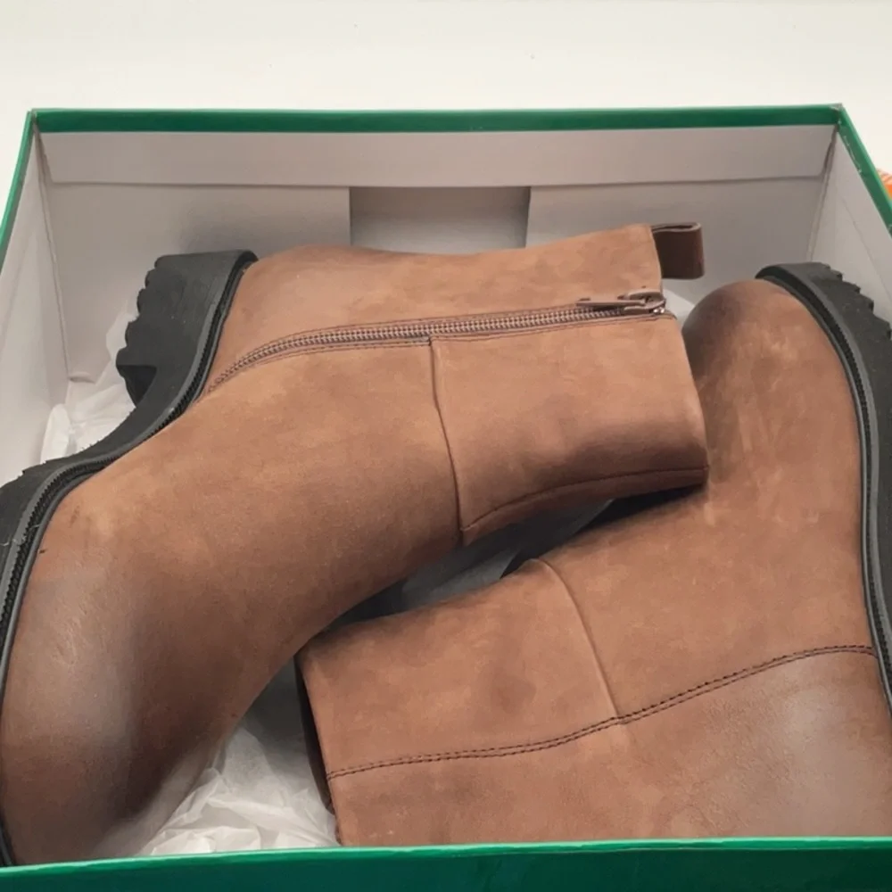 NWT David Tate Womens Damila Brown Zipper Leather‎ Booties 9.5 M